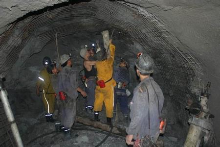 安泽工程爆破中的危险因素分析以及应对工程爆破危险的措施